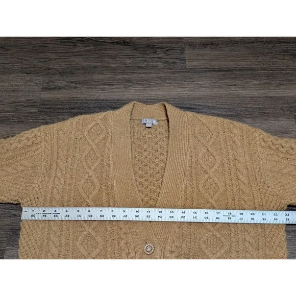 J. Crew Cable Knit Button Front Cardigan Sweater Tan Size S READ - Picture 4 of 5